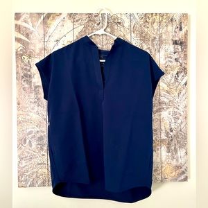 Figs Women’s Rafaela Oversized Scrub Top Size XS Navy